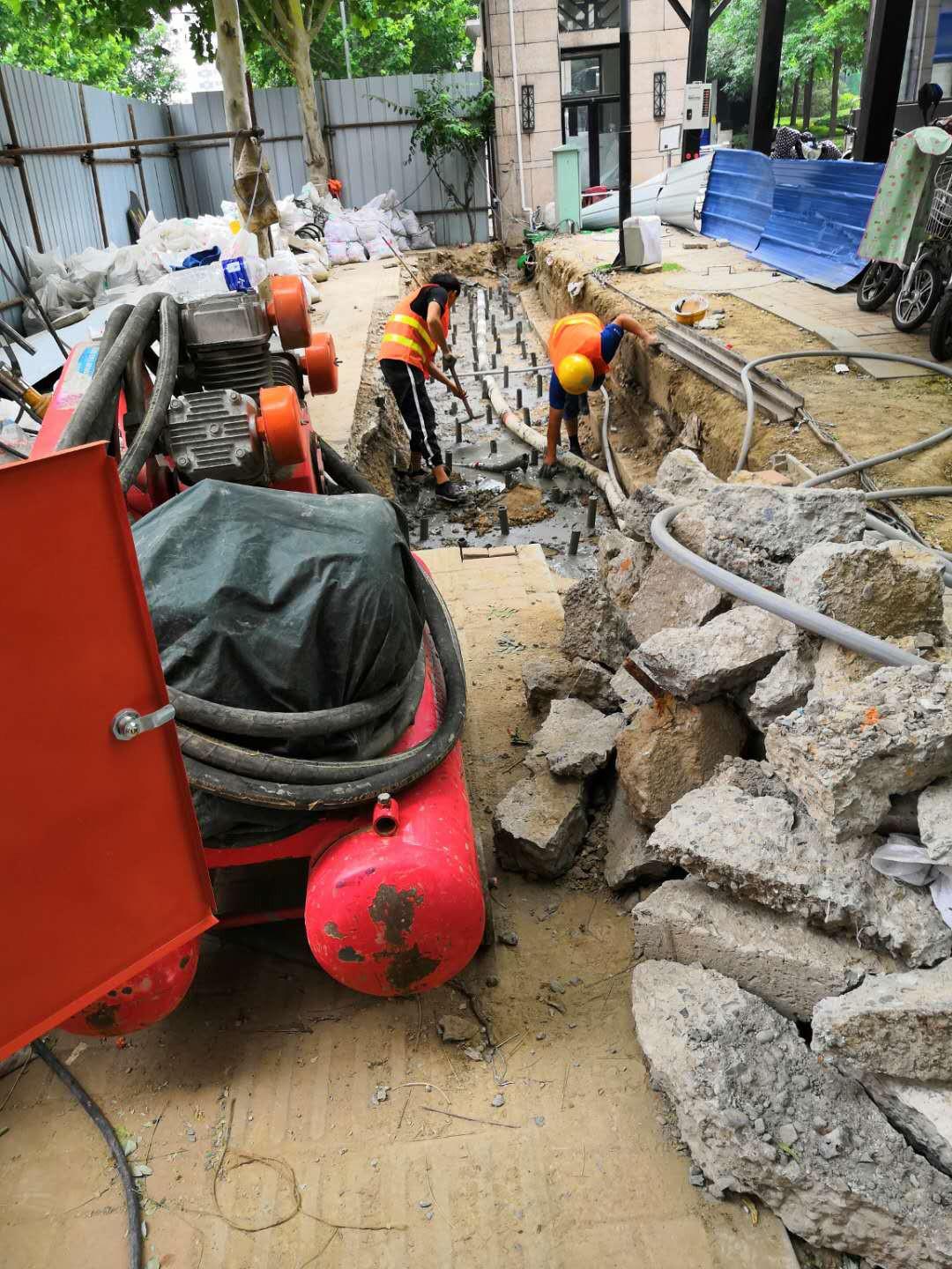 开平地基加固解决房子的地基下沉问题